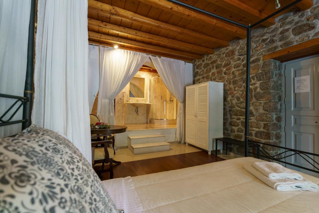 Nereids Guesthouse Hydra  Exteriör bild
