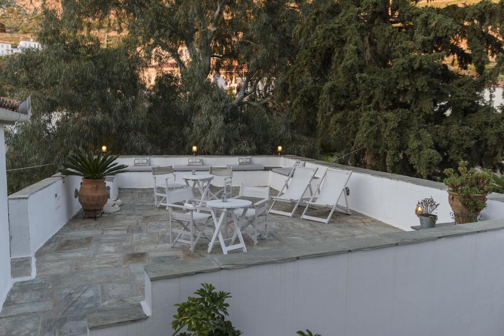 Nereids Guesthouse Hydra  Exteriör bild
